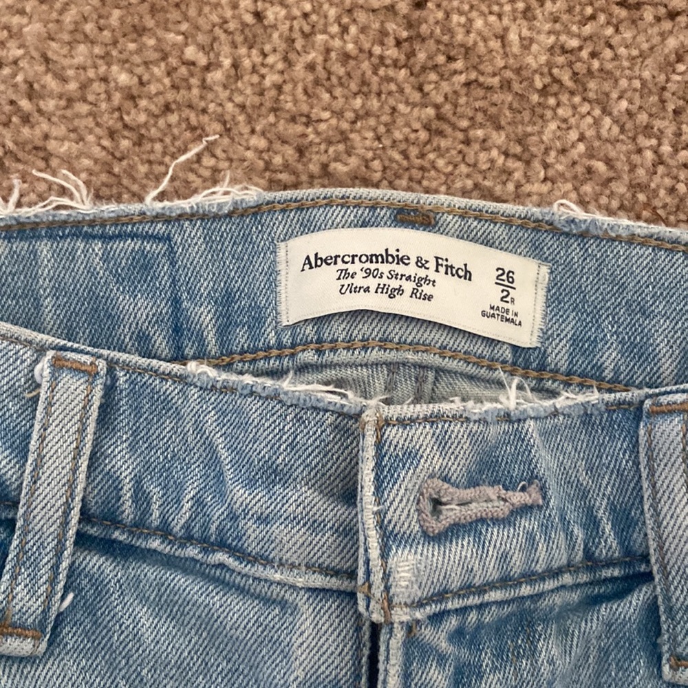 Very lightly worn - Picture 2 of 2